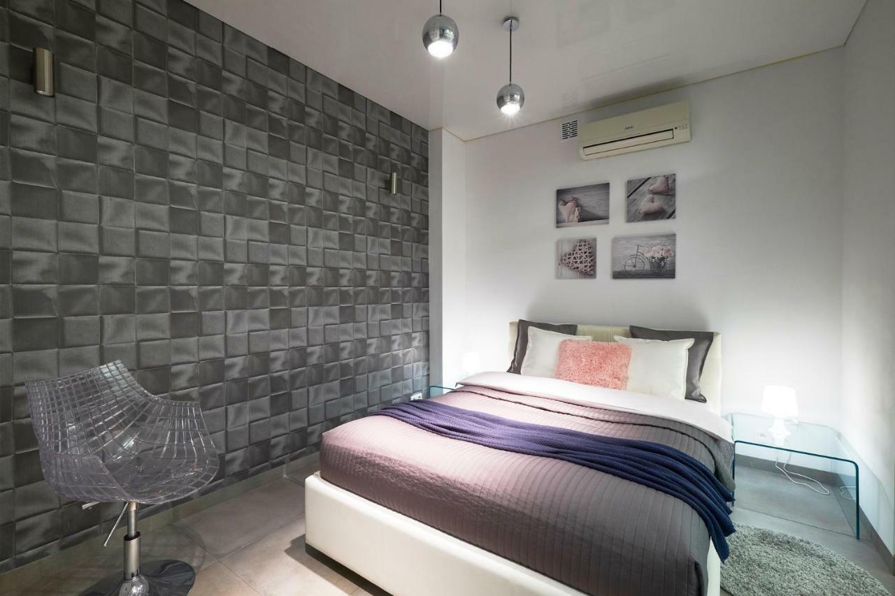 Xavier Boutique Apartment Варшава Экстерьер фото
